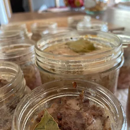 L'alivetu, D'hôtes Bastelicaccia