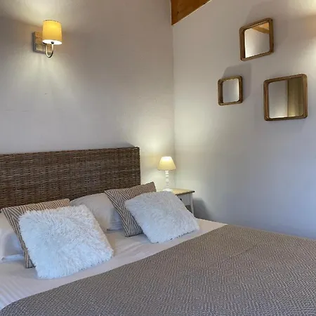 L'alivetu, D'hôtes Bastelicaccia