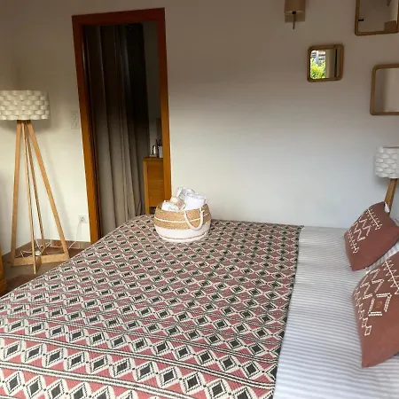 L'alivetu, D'hotes