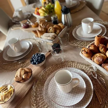 Πανσιόν L'alivetu, D'hotes Bastelicaccia